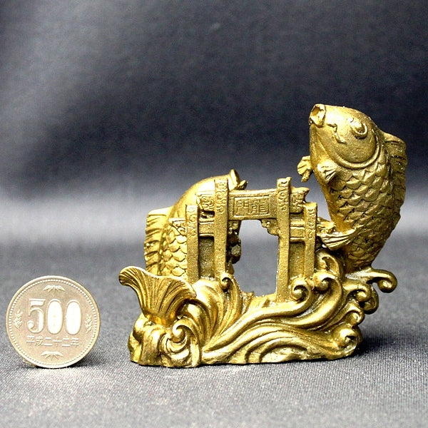 銅製「双鯉龍門」