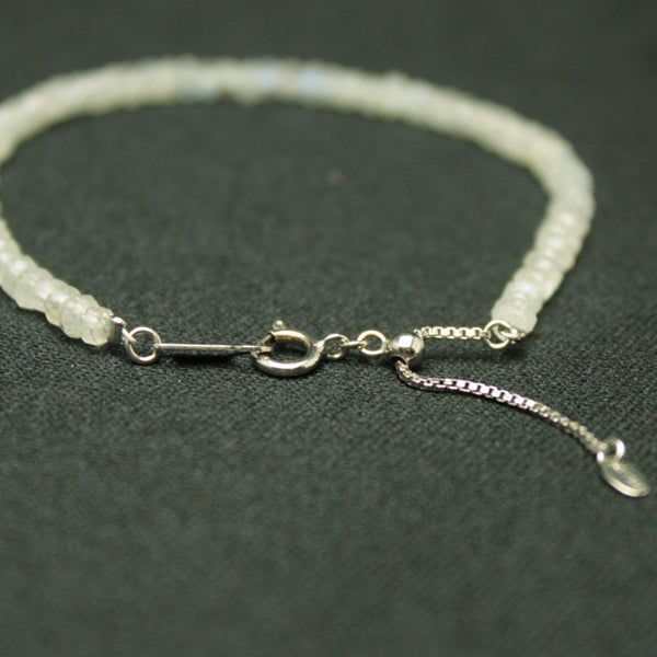 ムーンストーン ボタンカット ブレスレット AAA級【紙箱付き】