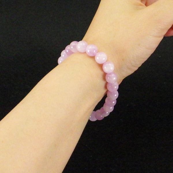 AAAA級クンツァイトブレスレット8mm【高級ケース付き】