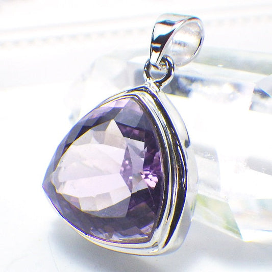 アメジストカット ペンダントトップ 6.9g 現品限り