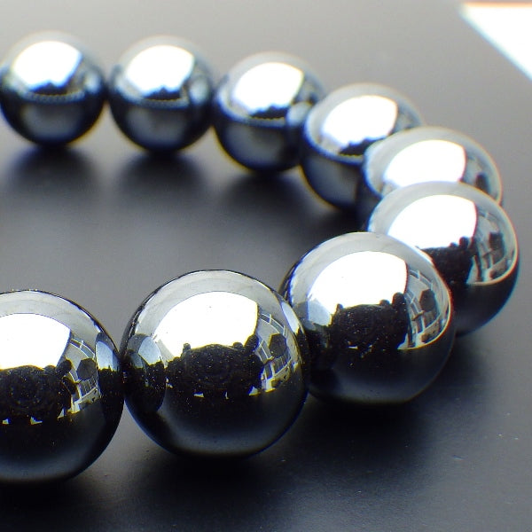 AA級ヘマタイトブレスレット12mm●磁気無し【巾着付き】