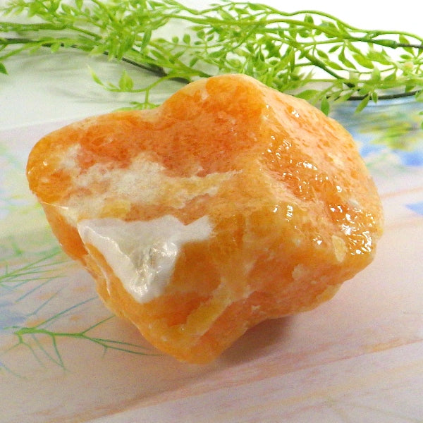 オレンジカルサイト 原石 1681g【現物販売】