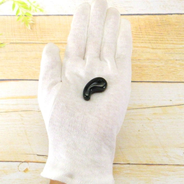 勾玉(インディアンアゲート)