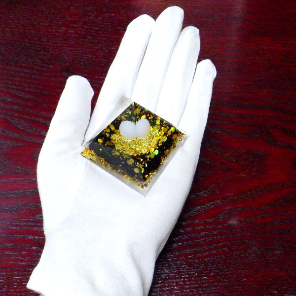 オルゴナイト 02タイプ 黒色敷布付き