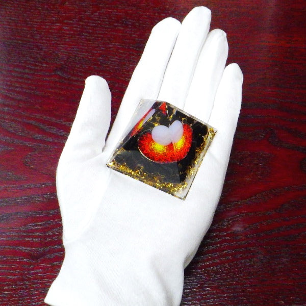 オルゴナイト 07タイプ 黒色敷布付き