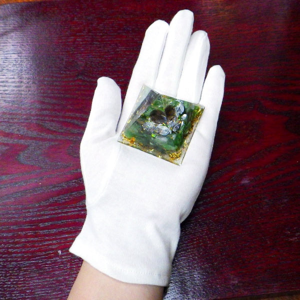 オルゴナイト 19タイプ 黒色敷布付き