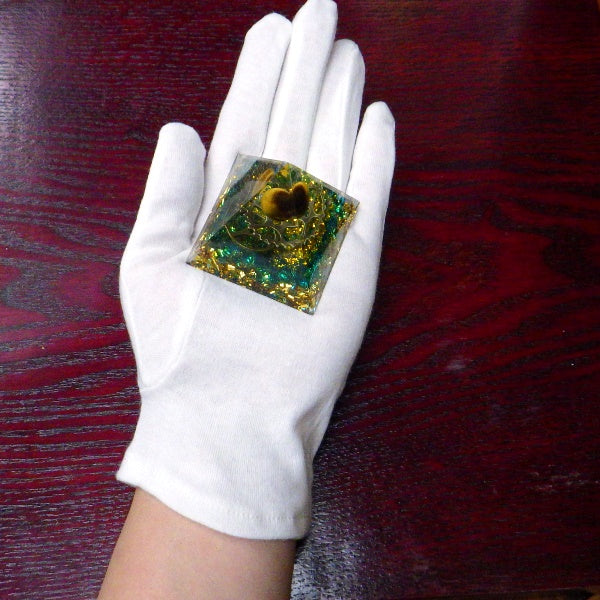 オルゴナイト 25タイプ 黒色敷布付き