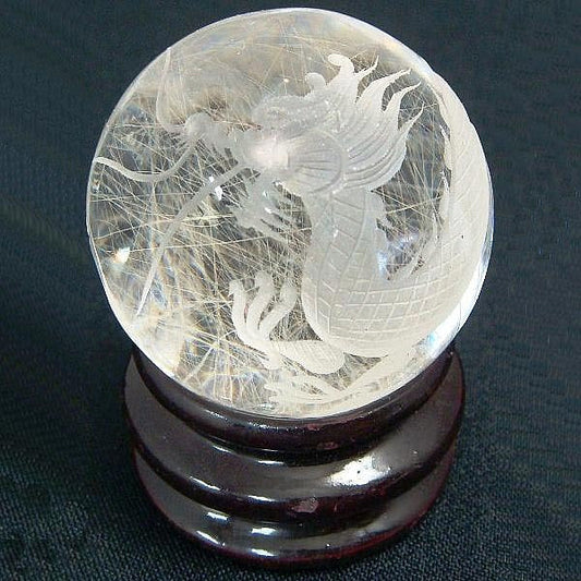 シルバールチルクォーツ龍彫球 106g