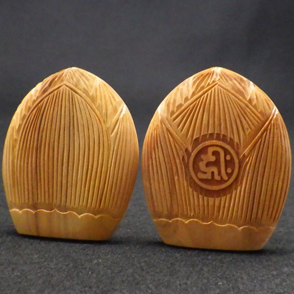 白檀香合仏　開運十二支御守本尊（戌（いぬ）・亥（いのしし）　阿弥陀如来）●金色巾着付×5コまとめ買い