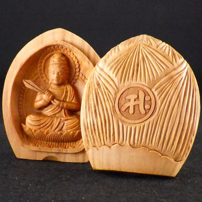 白檀香合仏　開運十二支御守本尊（午（うま・ウマ・馬）　勢至菩薩）●金色巾着付