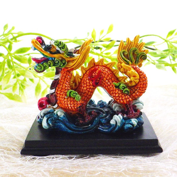 樹脂製ラッキーカラー「風水龍」（ミニ）（Eタイプ）