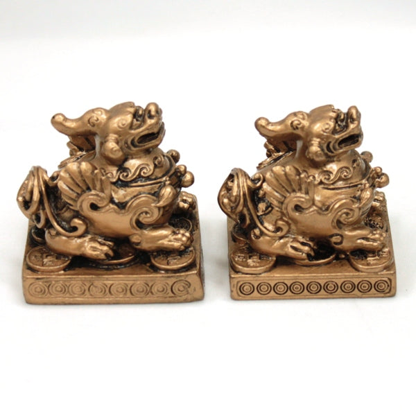 樹脂製 貔貅 ヒキュウ 一対【再入荷新商品】