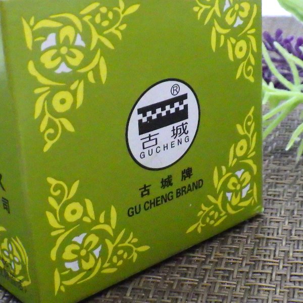 渦巻き香 白檀（1箱）古城牌