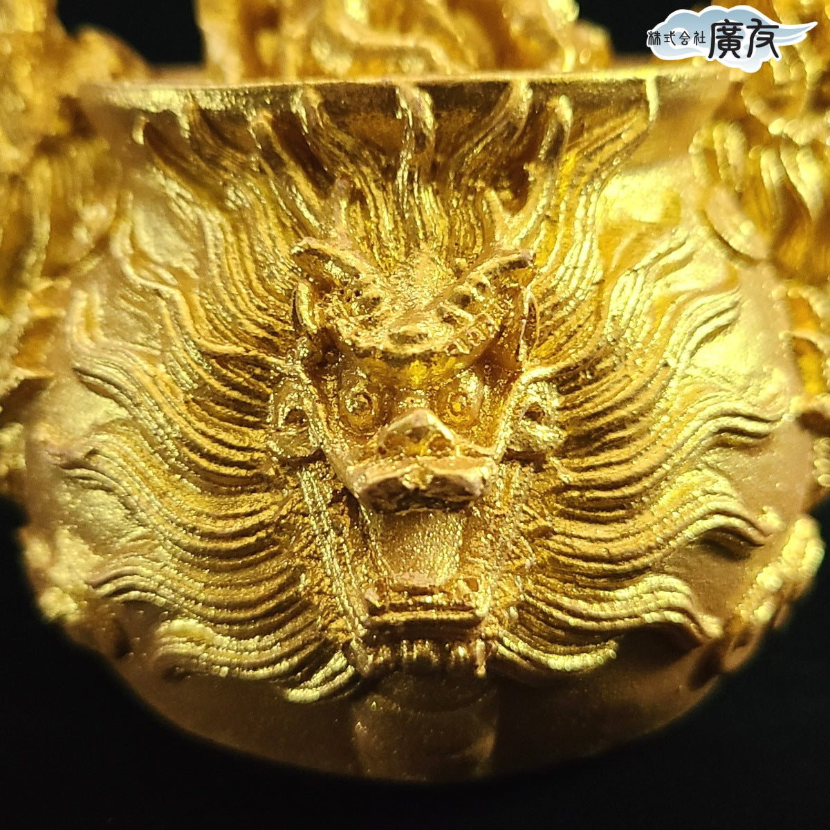 招財樹 古来から中国で「金の生る木」と言われており、財運を呼び込む風水置物