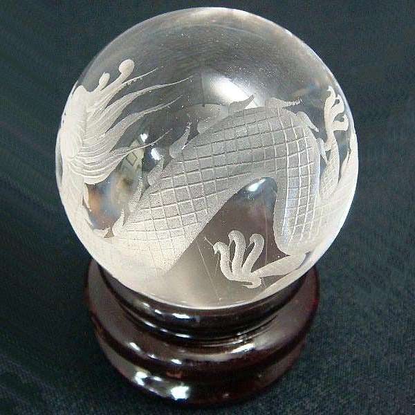 シルバールチルクォーツ龍彫球　114g