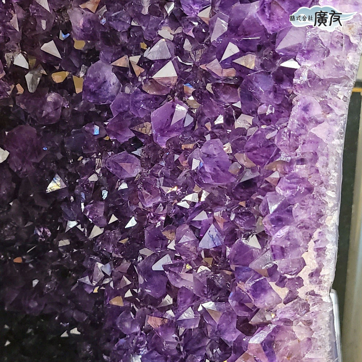ブラジル産アメジストドーム(カペーラ)22.3kg(台付) 現物販売