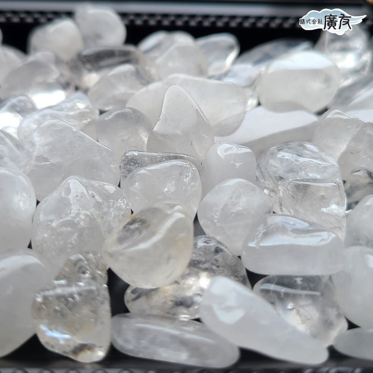 天然水晶　タンブル(中粒)（さざれ）（100g）