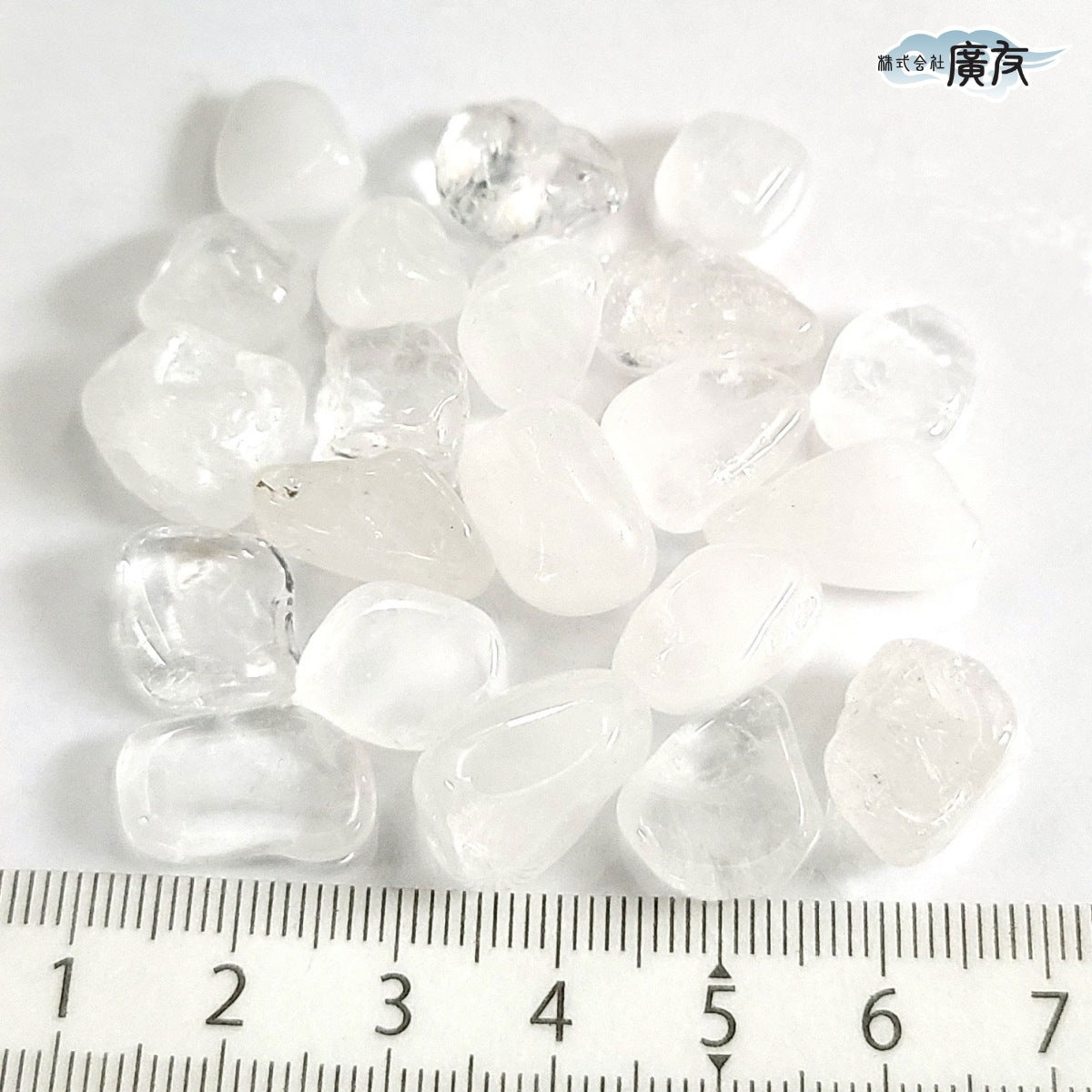 天然水晶　タンブル(中粒)（さざれ）（100g）