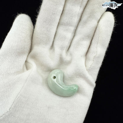 翡翠勾玉Aタイプ 現物販売【新商品】