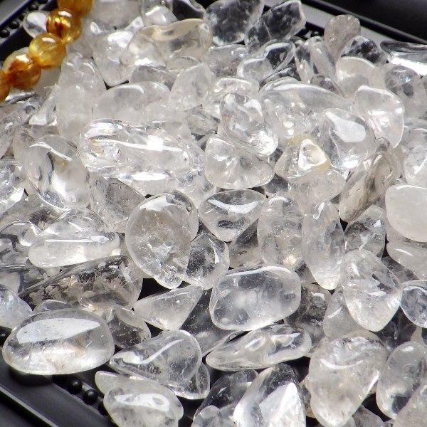 天然水晶　タンブル(中粒)（さざれ）（100g）