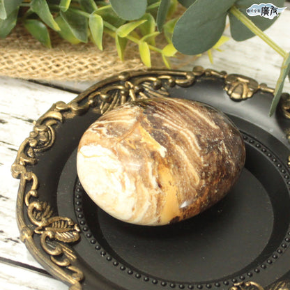 オパール108g 握り石 現品限り 白色巾着付き【新商品】