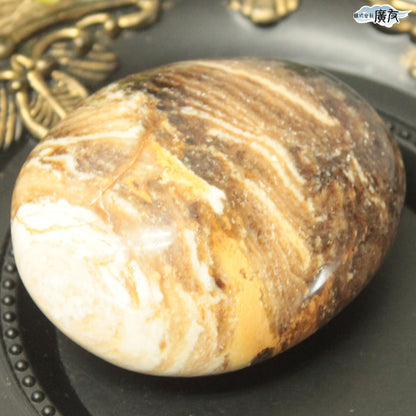 オパール108g 握り石 現品限り 白色巾着付き【新商品】