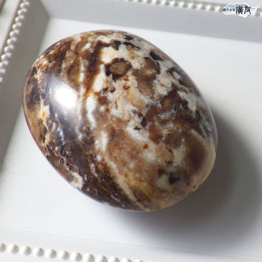 オパール65g 握り石 現品限り 白色巾着付き【新商品】