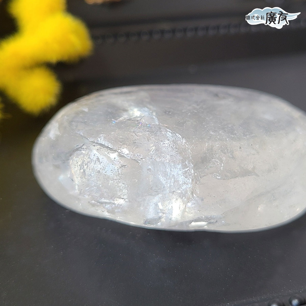 水晶握り石41g-2 現物販売 金色巾着付【新商品】