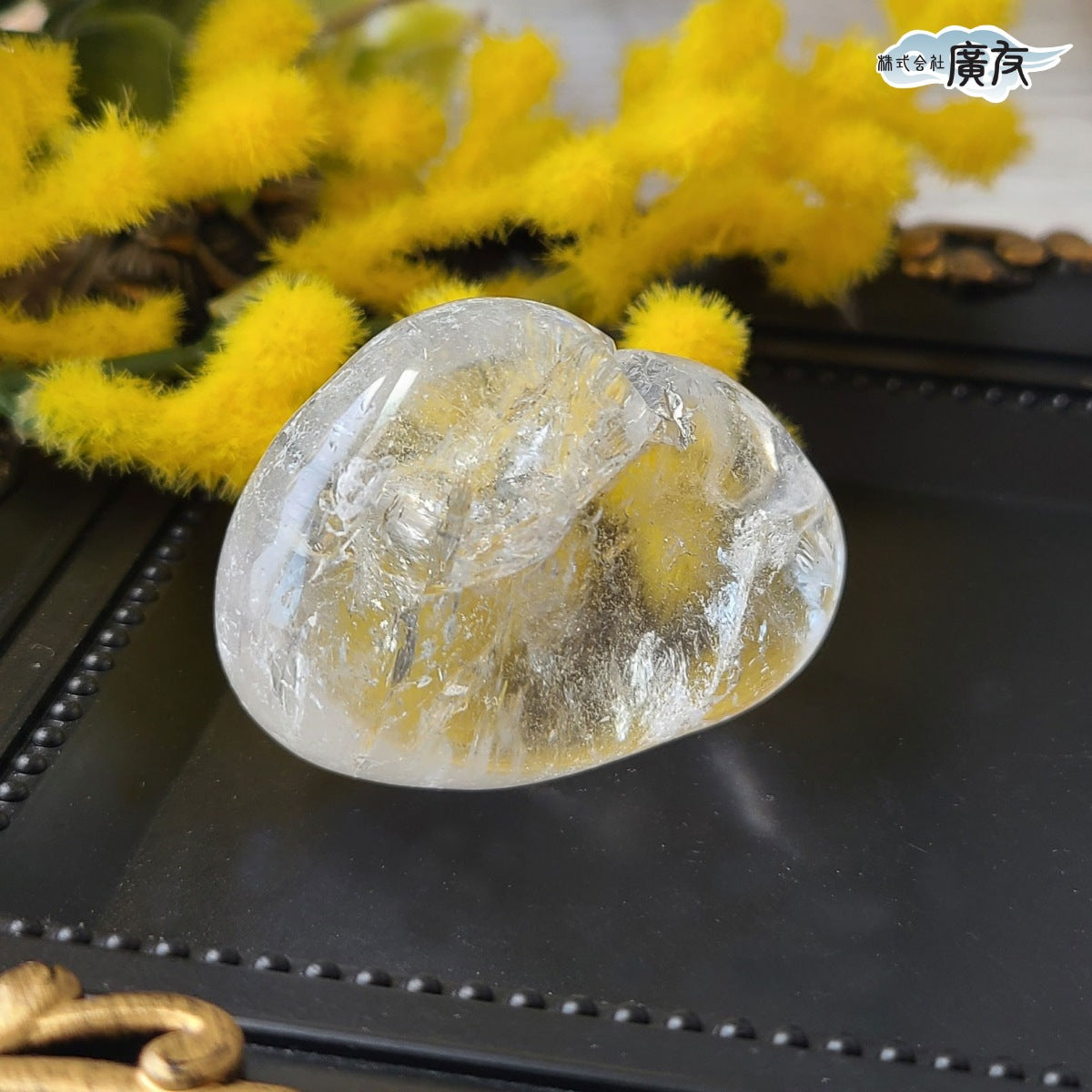 水晶握り石42g 現物販売 金色巾着付【新商品】