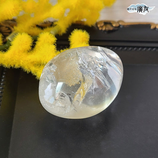 水晶握り石45g-1 現物販売 金色巾着付【新商品】