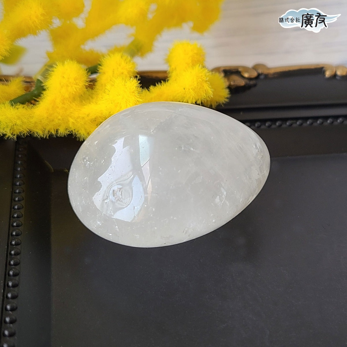 水晶握り石49g 現物販売 金色巾着付【新商品】