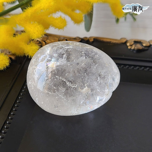 水晶握り石68g 現物販売 金色巾着付【新商品】
