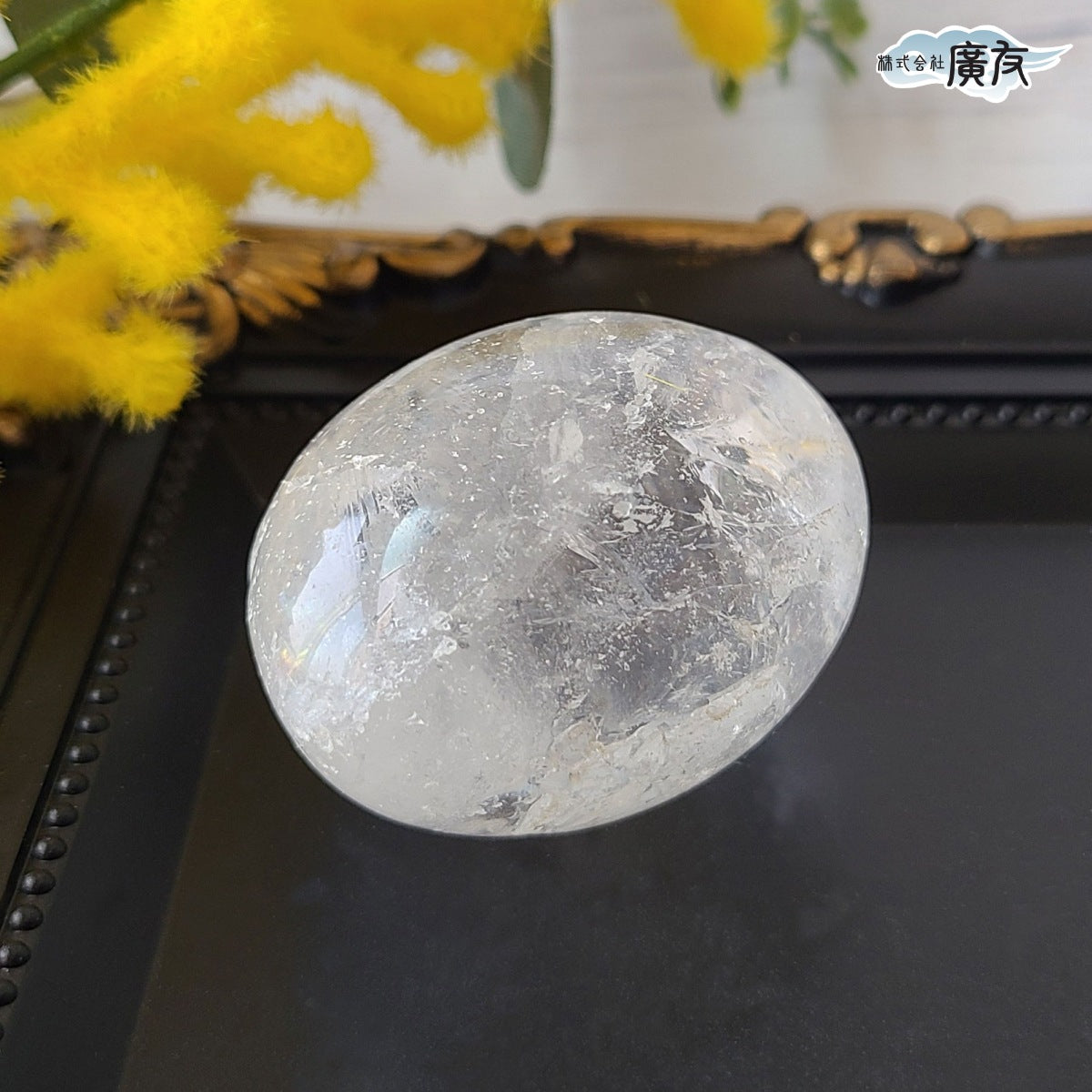 水晶握り石68g 現物販売 金色巾着付【新商品】