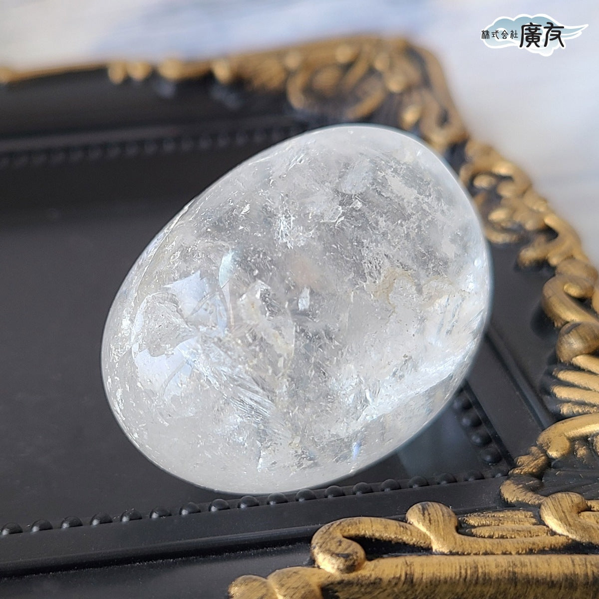 水晶握り石68g 現物販売 金色巾着付【新商品】