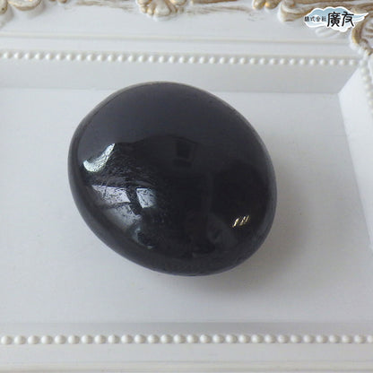 ブラックトルマリン124g 握り石 現品限り 白色巾着付き【新商品】