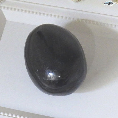 ブラックトルマリン127g 握り石 現品限り 白色巾着付き【新商品】