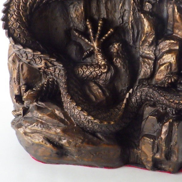 上山龍特大爪